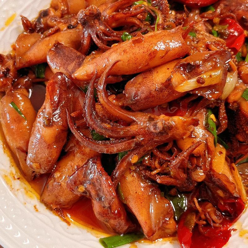 四川麻辣香追剧带籽鱿鱼仔即食零食休闲袋装冷吃海鲜海兔特产熟食