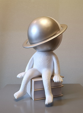 现代简约太空人摆件玄关电视柜家居客厅J酒店简约酒柜北欧桌面摆