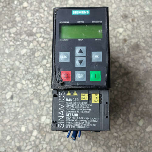 议价变频器0.55KW 6SL3210-1KE11-8UF