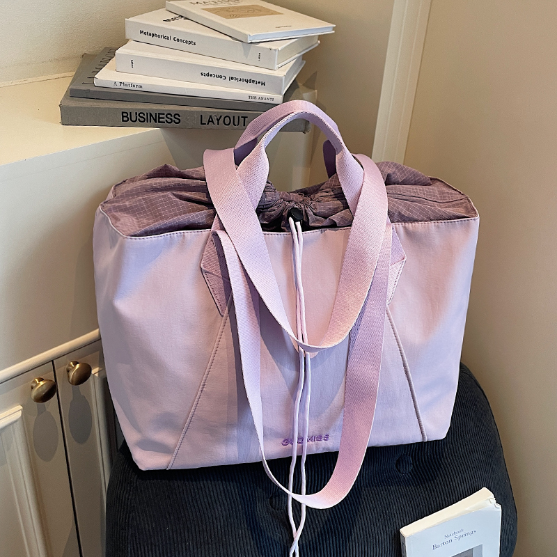 短途旅行包女手提出行便携包时尚大容量通勤托特单肩包运动健身包