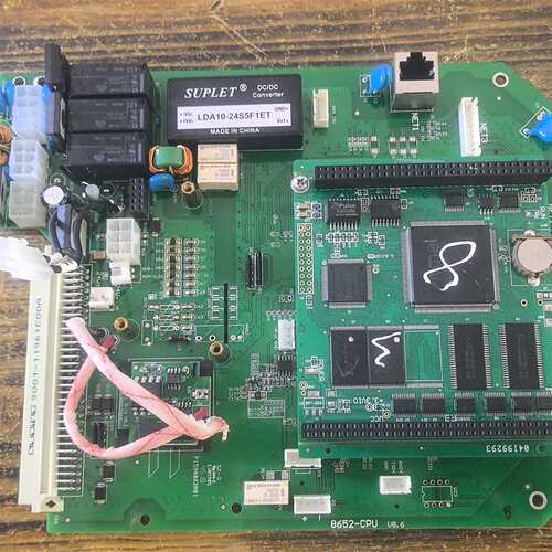 可维修工控主板一块，型号8652-CPU，带一议价