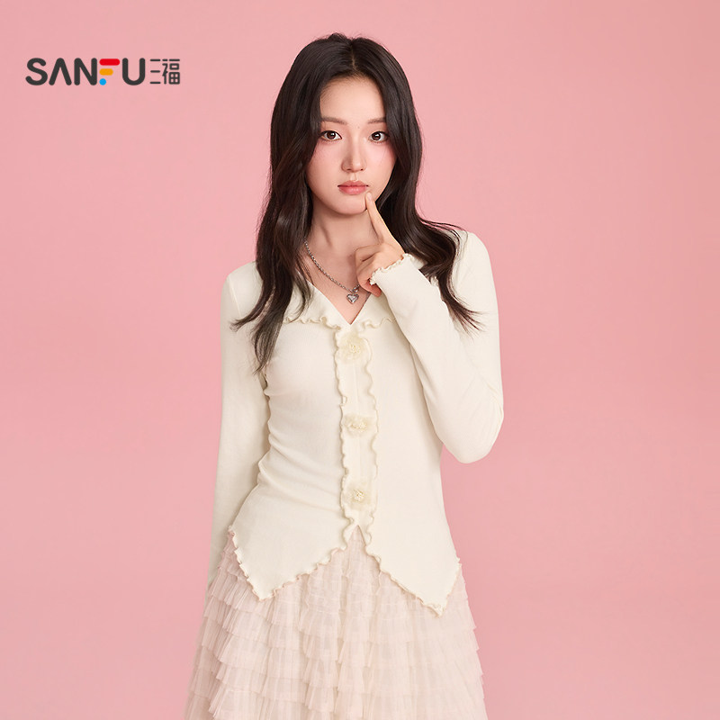 三福长T恤2026春季花朵纽扣木耳边翻领时尚上衣女装517748,女装/女士精品,T恤,淘宝优惠券,粉丝福利购,淘宝优惠卷