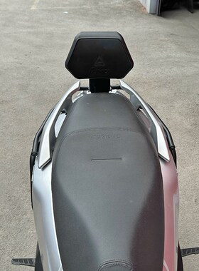 适用春风150SC后靠背腰托后座腰靠垫改装CF150QT-31保留原车扶手