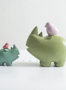 简约现代可爱公仔摆件创意树脂卡B通工艺品样板间儿童房装饰品摆