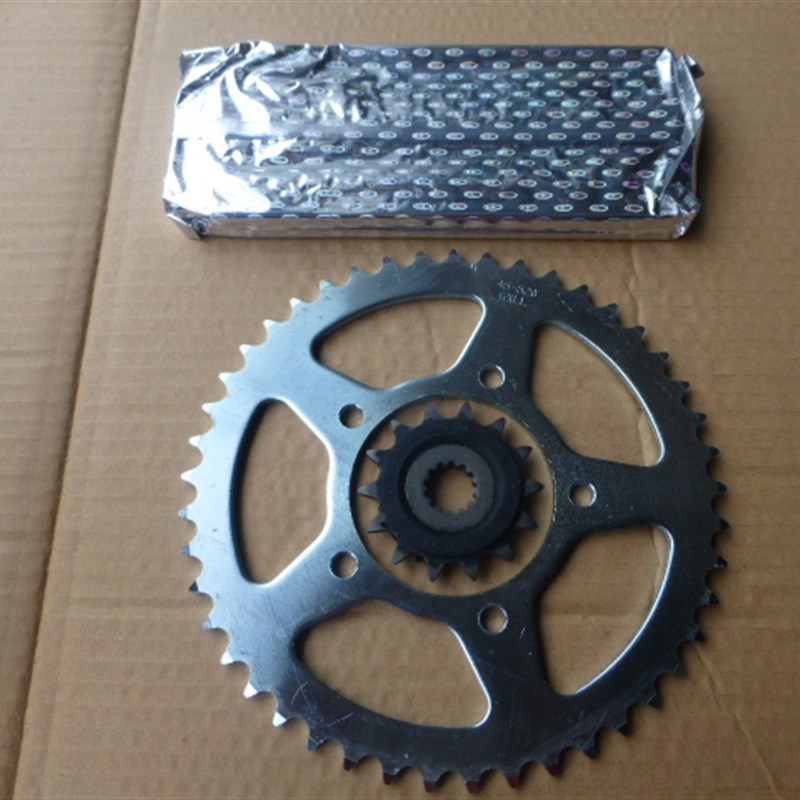 适用铃木跑车骊驰GW250 GW250S GW250F 套链 链V条牙盘链轮大小飞