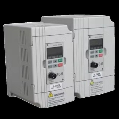 全新变频器VFD004M23A 007M23A 015M23A 0.4KW/0.75/1.5 三相220v