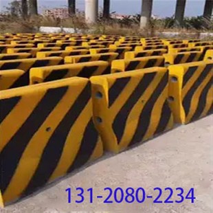 水泥隔离墩市政道路工程基底座础防撞混凝土石块围挡基础头FIA施