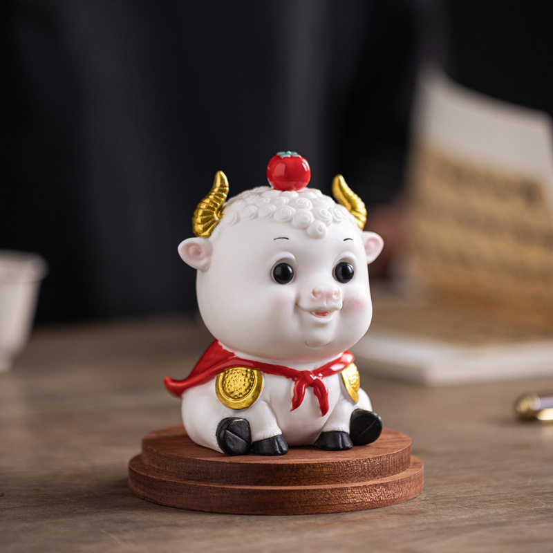牛市(柿)可爱陶瓷牛小摆件招财家居办公桌面生肖牛吉祥物工艺品