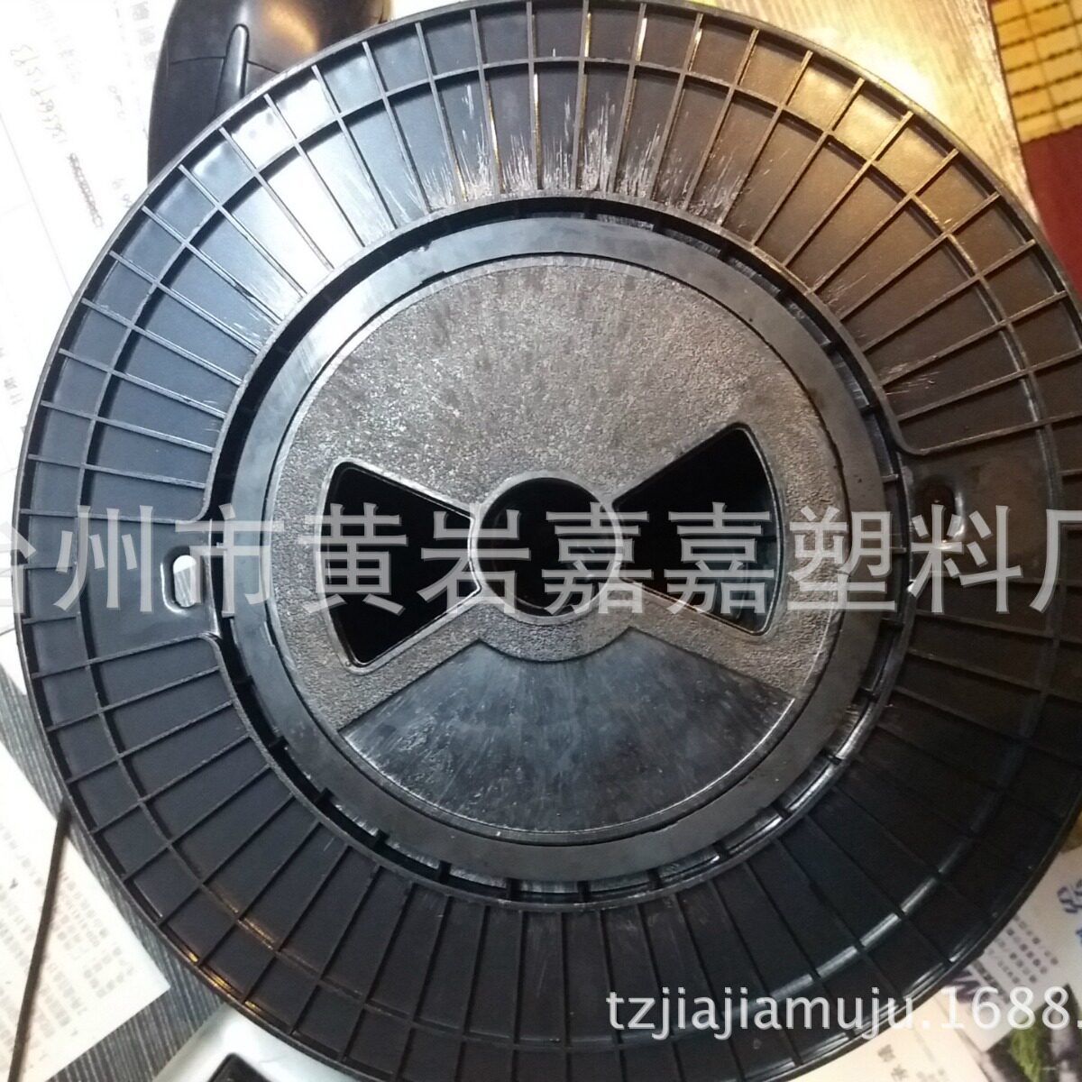 绕线盘生产模具制造 .塑胶线盘支架加工模具制造