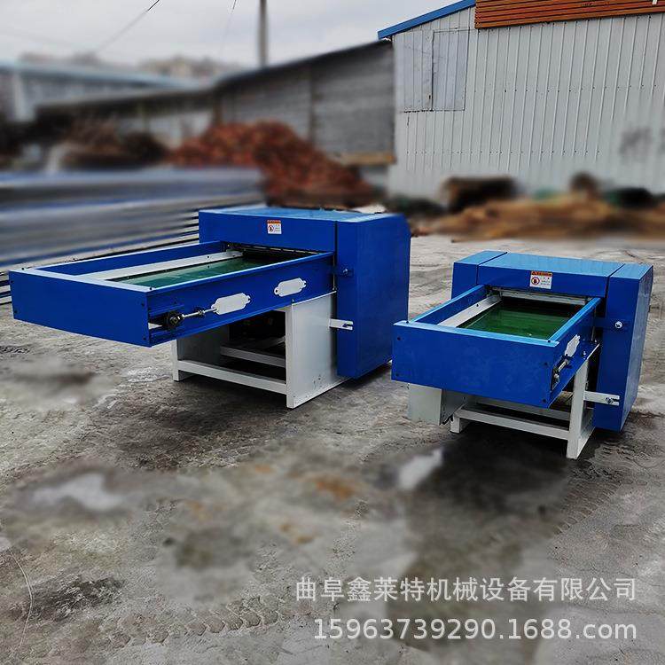 海绵公仔抱枕填充机枕芯自动充装机视频7Ｄ棉短纤维开松充绒机