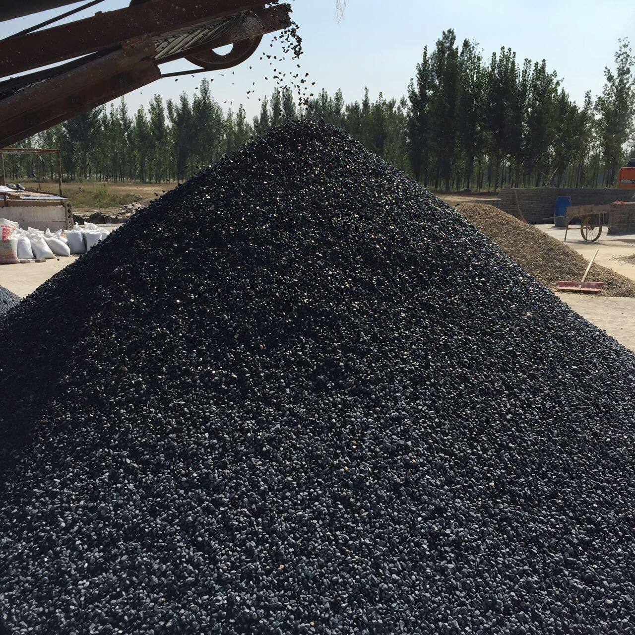 厂家批发机制碎石建筑彩色石子地库用透水地坪骨料黑色鹅卵石