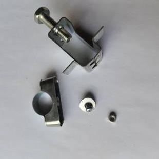 钢结构卡铁皮老虎卡离墙卡20/25线管卡方形卡槽钢固定离墙码