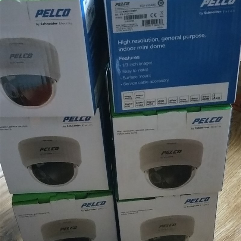 PELCOe派尔高FD2-DV10-6XC 高分辨率半球摄像机