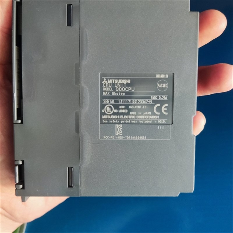 三菱Q00CPU,95成新,无破损,正常使T用,功能包好。