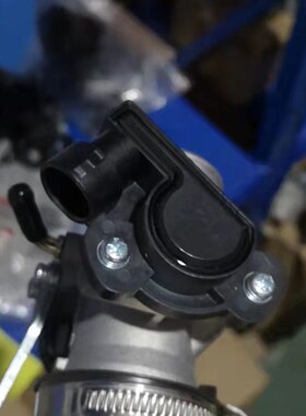 珠峰国四电喷11n0CC燃油助力车摩托车弯梁车节气门