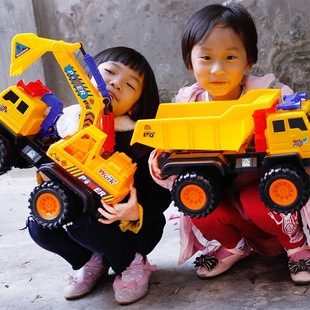 大号儿童挖掘机玩具 惯性滑行搅拌挖土机网红工程车地摊货源