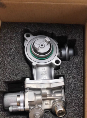 适配奔驰M271 C200 C180 C260E200E260 SLK200 1.8T 2.0T高压油泵