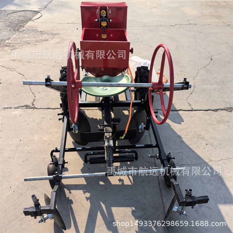 单行马铃薯土e豆种植机  单垄土豆芋头起垄覆膜铺滴灌带播种一体