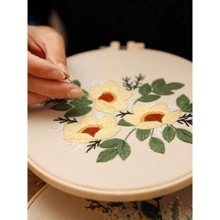 刺繡畫手工diy材料包自己繡裝 擺件 飾畫初級(jí)入門小清新花束歐式