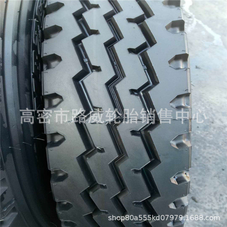 厂家直销神 10.00R20 11.00R20 12.00R20 12R22.5 三线 四线花纹