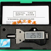 超大屏数显轮胎花纹深度尺25mm全屏数显轮胎胎芽胎纹测量深度卡尺