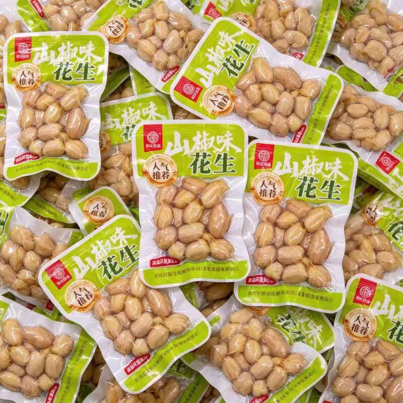 泡椒花生米重庆特产正宗山椒花生卤味水煮花生泡椒味休闲零食小吃