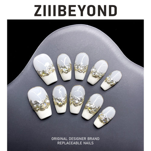 再变 伊丽公主美甲纯手工穿戴甲新娘法式闪钻高雅款美甲短梯ZB68