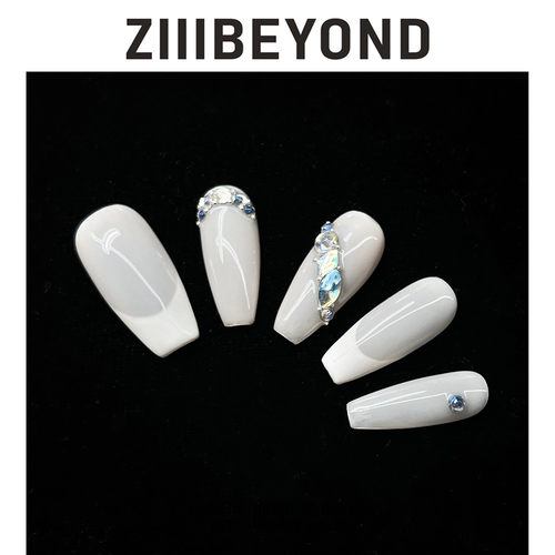 再变 白月光美甲纯手工穿戴甲法式显白闪钻高雅美甲中梯ZB69