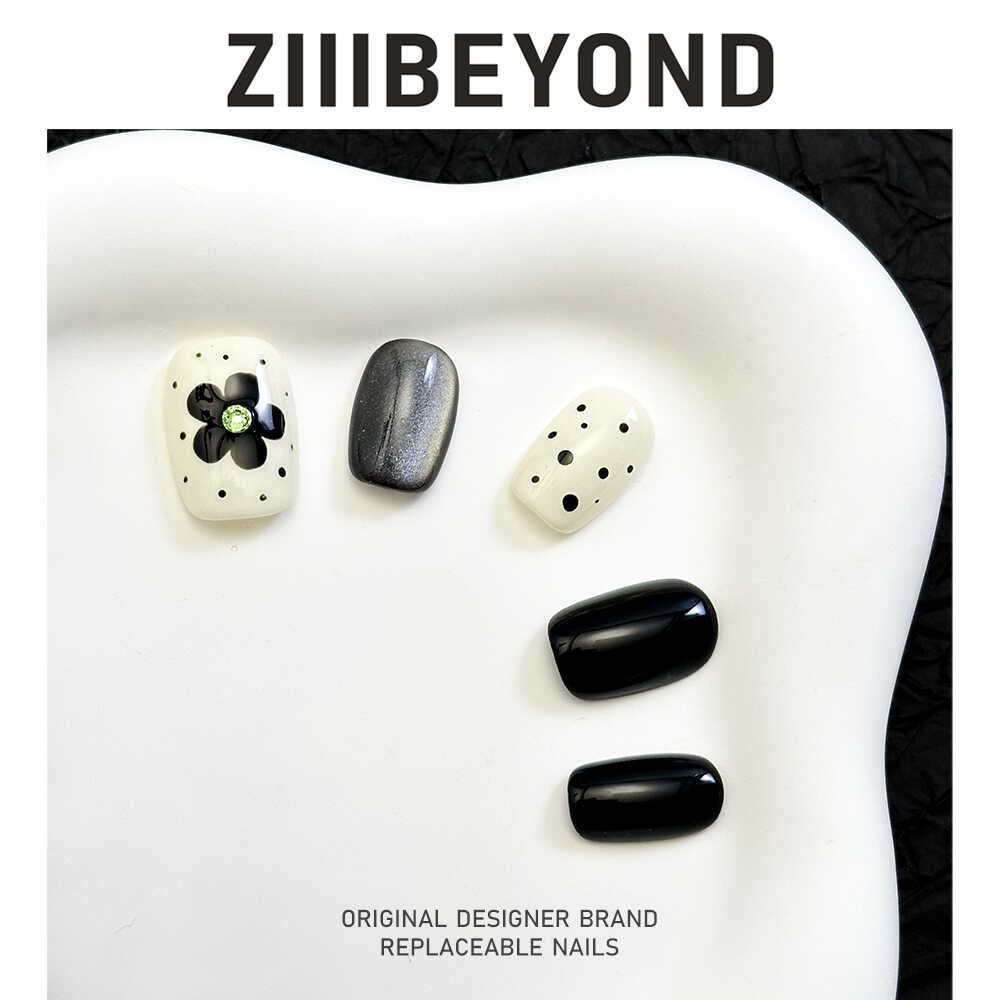 猫眼再变点手绘花瓣ZB170穿戴甲