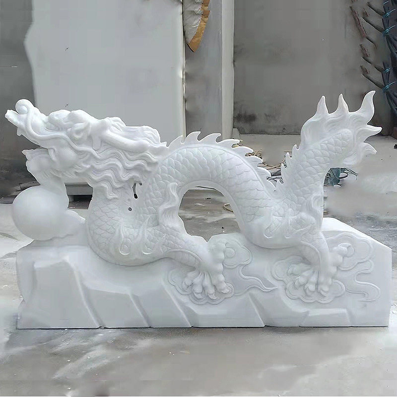 天然石雕动物龙汉白玉雕刻喷水神龙手工雕刻祥龙瑞兽招财摆件供应