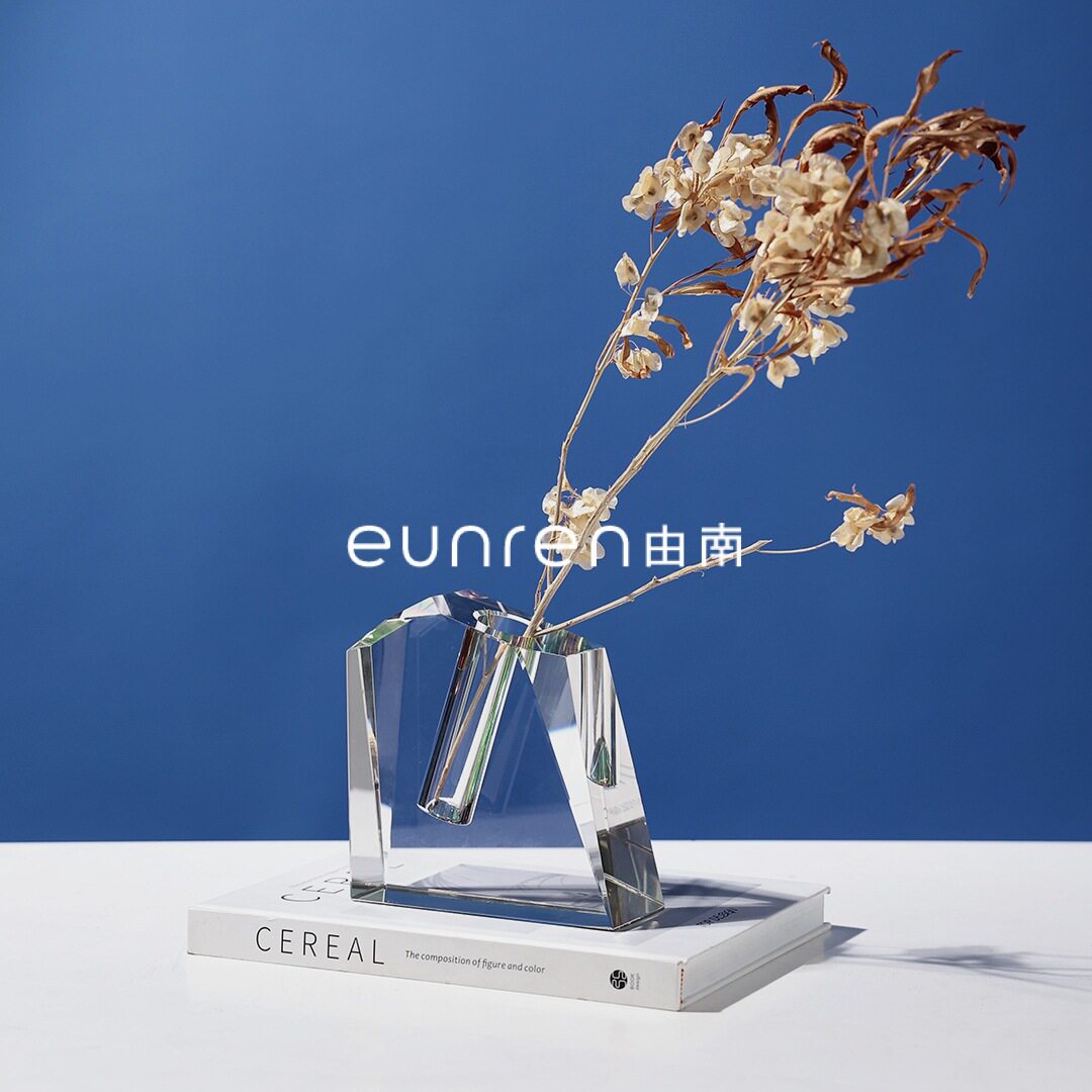 现代简约创意炫彩切面方块花器摆件售楼处餐厅桌面花插花瓶装饰品