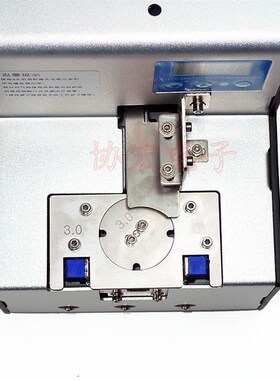 NSRI-14 17 NSRI-20 26 30 40 50 screwfeed桌面X三轴转盘螺丝机