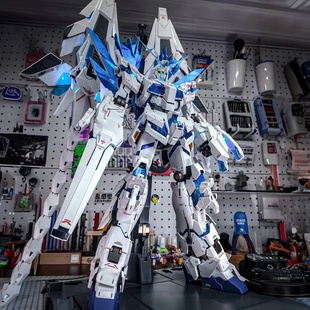 万代适用MG独角兽拼装模型红异端MB强袭自由白雪姬菲尼克斯机甲