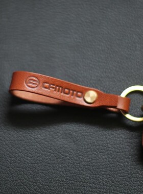 适用春风摩托车250/k450SR 250/700CLX 450CLC 手工牛皮钥匙套 包