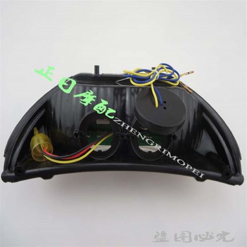 摩托车配件:CBR600 F4 9s9-00 CBR900 99 F4I 04-06 尾灯总成