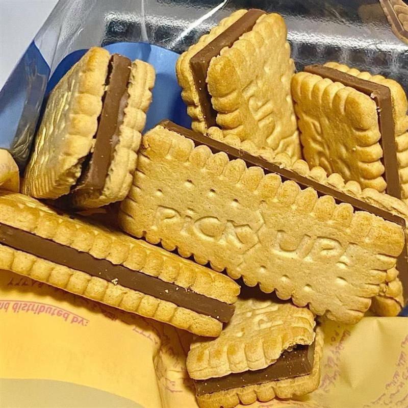 德国进口 PICKUP牛奶巧克力味夹心饼干网红爆款零食
