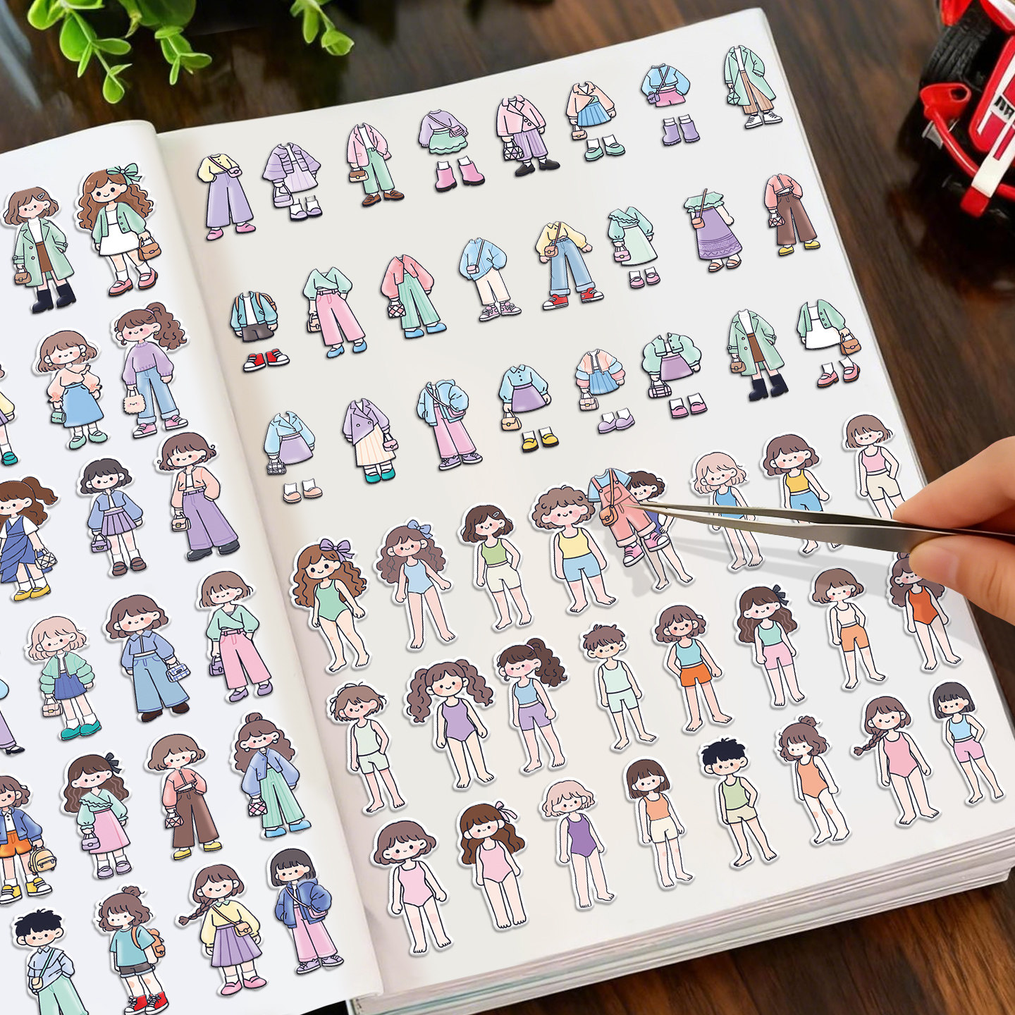 服装穿搭换装贴纸书泡泡贴画反复粘贴3到6岁女孩儿童设计启蒙玩具,玩具/童车/益智/积木/模型,贴纸,淘宝优惠券,粉丝福利购,淘宝优惠卷