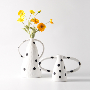 现代简约陶瓷几何球体定格摆件北欧样板间抽象Q手绘圆点花瓶装饰