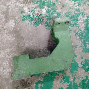 天水星火机床厂CWA6185 CWA61100车床配件M尾座支架孔30高165支座