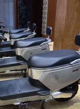 适用于爱玛电动车AIMA2025领航官EAB52后尾翼提车扶手靠背运动版