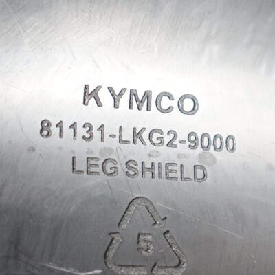 光阳机车雷霆王180/ABS/uRCK180前置物箱内箱外壳储物箱车壳水箱