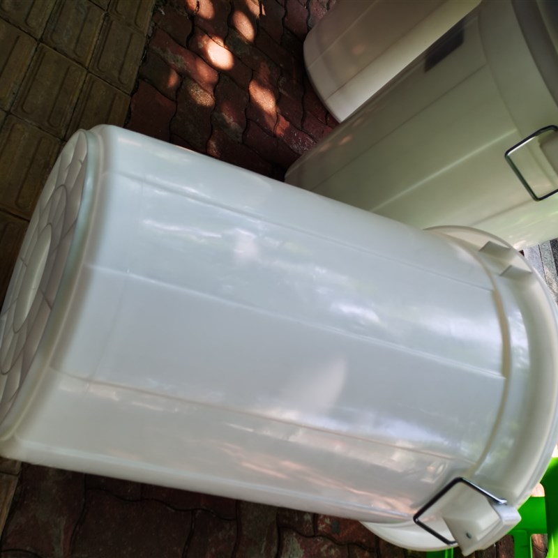 直径65加厚塑料水桶大号水桶塑料圆桶带盖储水桶白桶R200升高82cm