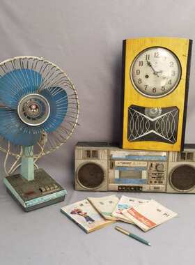 民俗怀旧老物件电风扇80年x代录音机挂钟民宿装饰品影视道具摆件