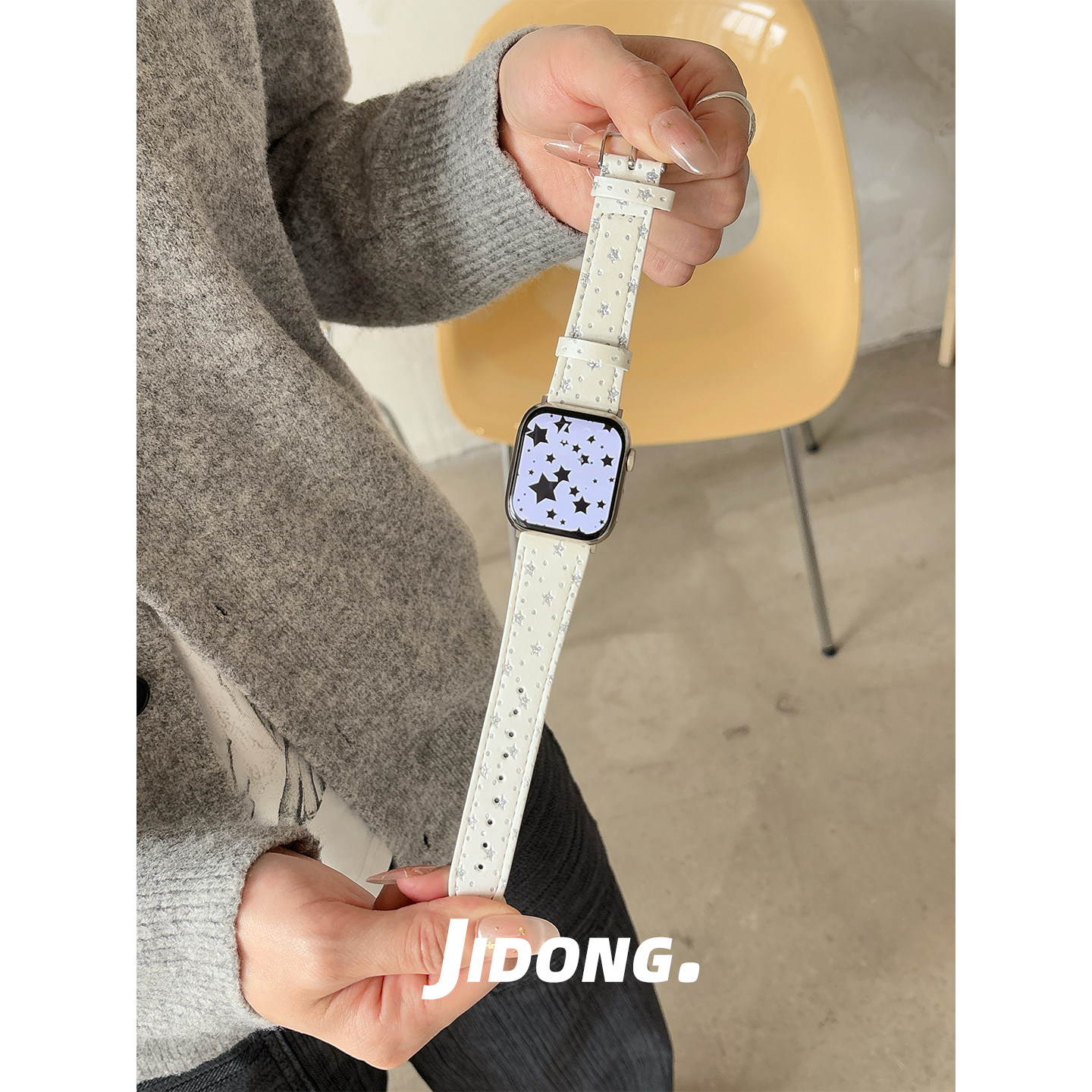 适用applewatchS11/10韩系印压星星皮质表带苹果手表ultra3/2女款闺蜜iwatch9/8/7/6新款休闲百搭SE小众腕带