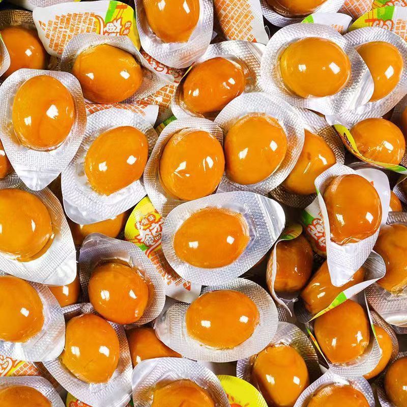 鹌鹑蛋即食无壳五香盐焗无壳卤蛋学生宿舍解馋休闲小零食整箱装