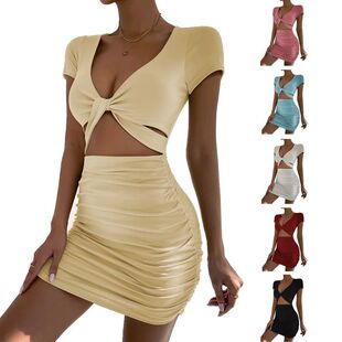 V-neck waist and hip revealing dress 纯色V领露腰包臀连衣裙女
