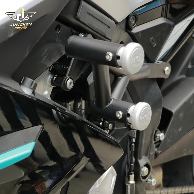 适用春风6c75SR-R保险杠防摔护杠侧摔保护架CF650-10改装防摔棒