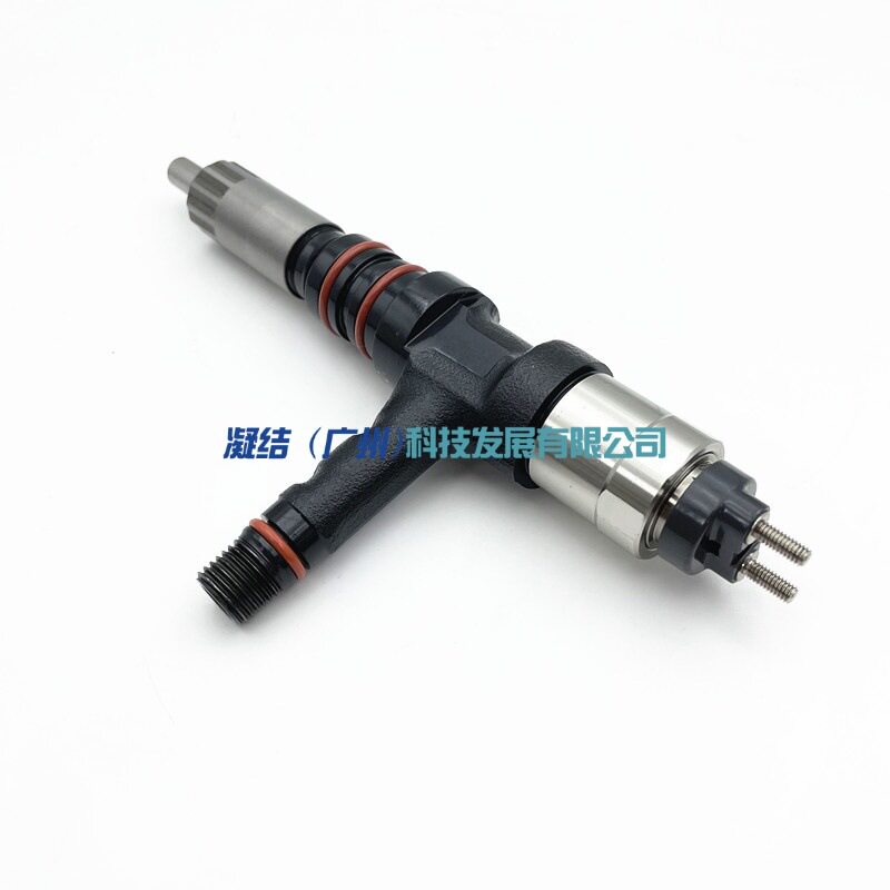 小松HD785-6发动机SAA6D125ESAA6D170燃油泵喷油器0950006641