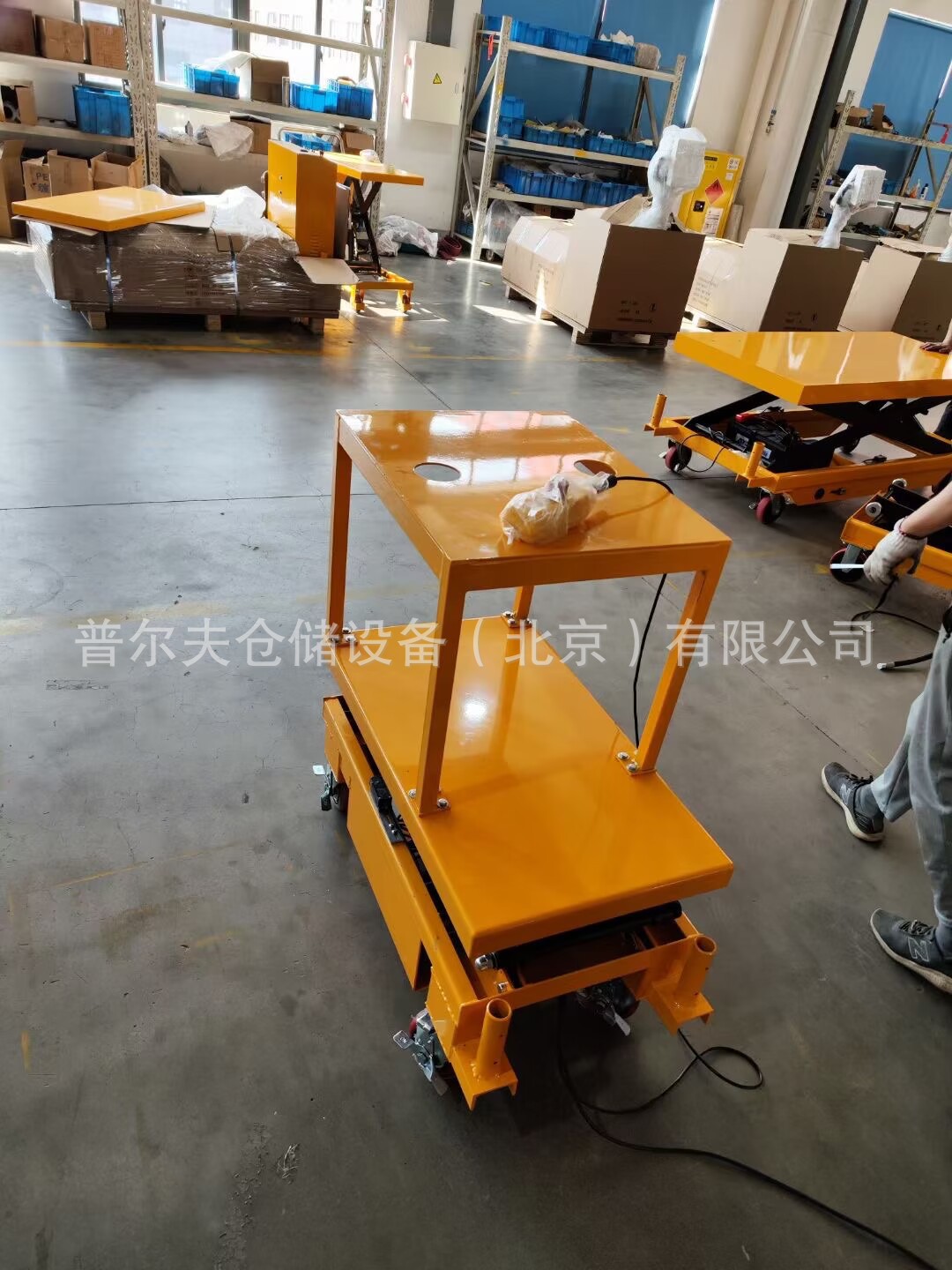 丝杆车电动升降平台车平缓液压升降车升降台模具牛眼滚珠车厂家