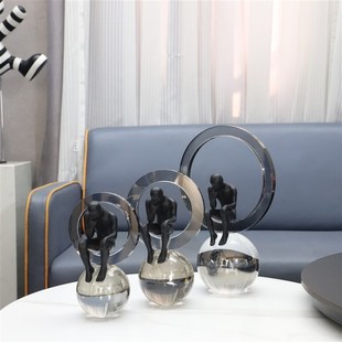 北欧创意水晶圆圈思考者摆件玄关卧室客厅书房民宿V样板房家居饰